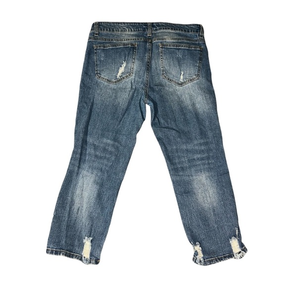 Blue distressed denim jeans with ripped knees - Picture 2 of 3